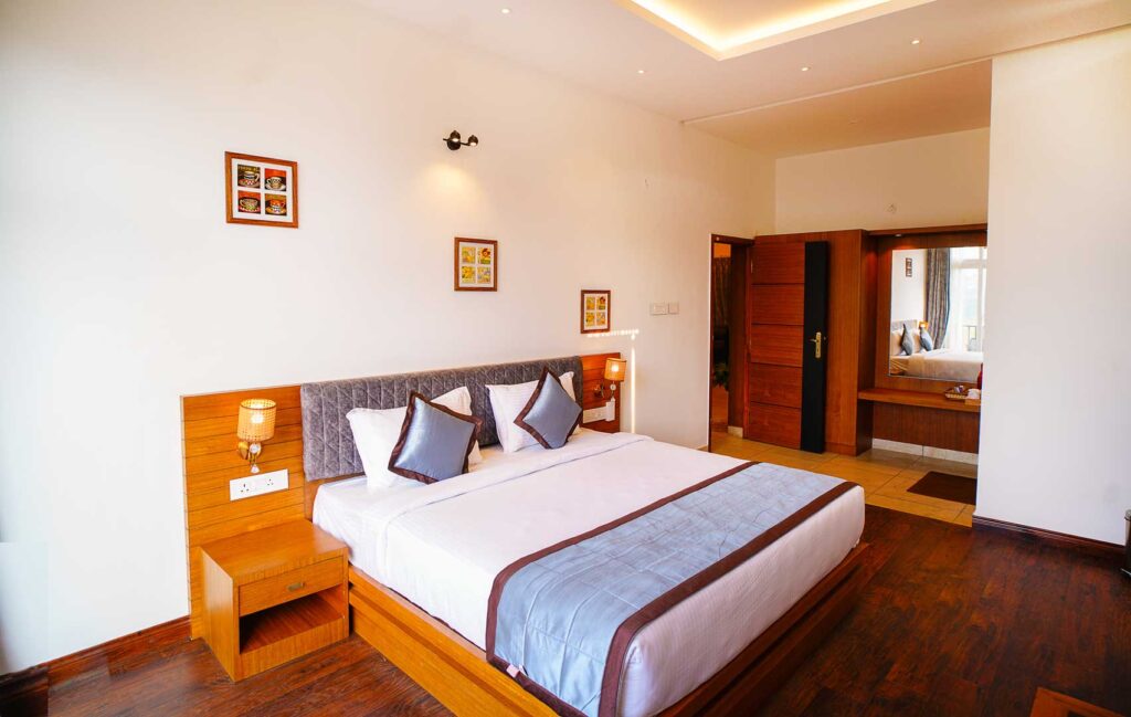 Premium-Luxury-Villa-Bedroom-at--Lushgreen-Kodaikanal